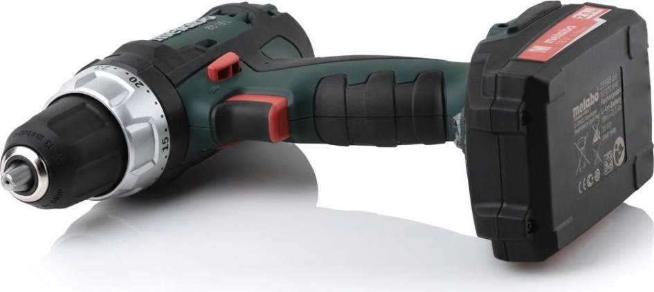 Аккумуляторная дрель-шуруповерт METABO BS 18 L 2x2.0 Ач [602321500]