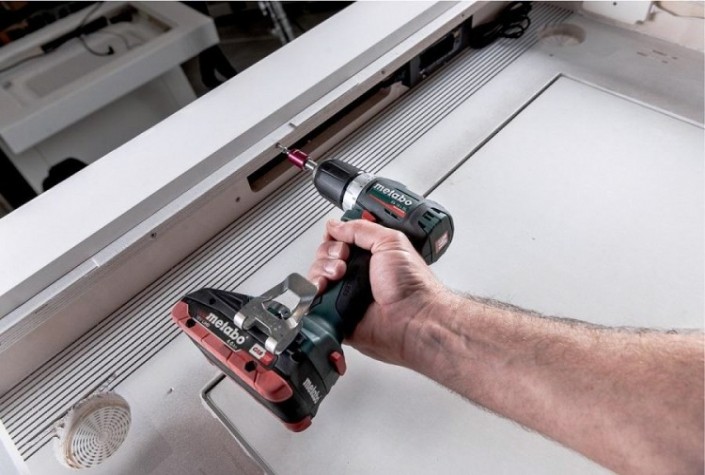 Дрель-шуруповерт аккумуляторная METABO BS 18 L BL 2x2.0 Ач, бесщеточная [602326500]