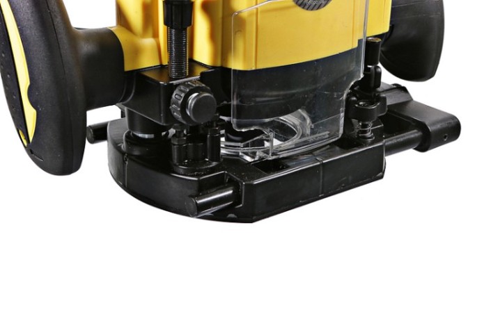 Фрезер сетевой HANSKONNER HRE1120CP Фрезер сетевой HANSKONNER HRE1120CP
