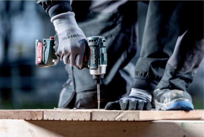 Гайковерт аккумуляторный METABO PowerMaxx SSD 12 BL 2x2.0 Ач кейс L 2x2.0 Ач кейс, бесщеточный [601115500]