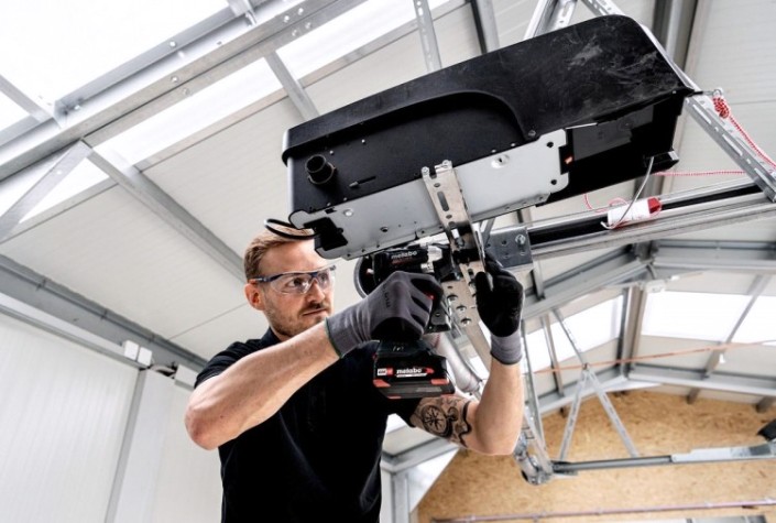 Гайковерт аккумуляторный METABO SSW 18 LT 300 BL ударный, бесщеточный без АКБ и ЗУ [602398850] Картон