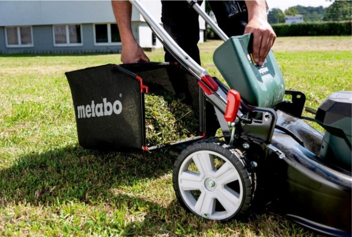 Газонокосилка аккумуляторная METABO RM 36-18 LTX BL 46 без АКБ и ЗУ [601606850]