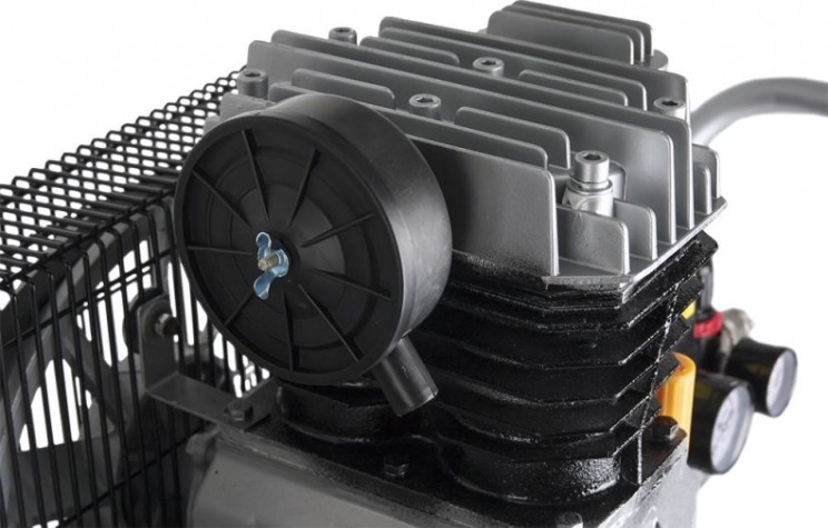 Компрессор поршневой QUATTRO ELEMENTI B 400-50 [770-285]