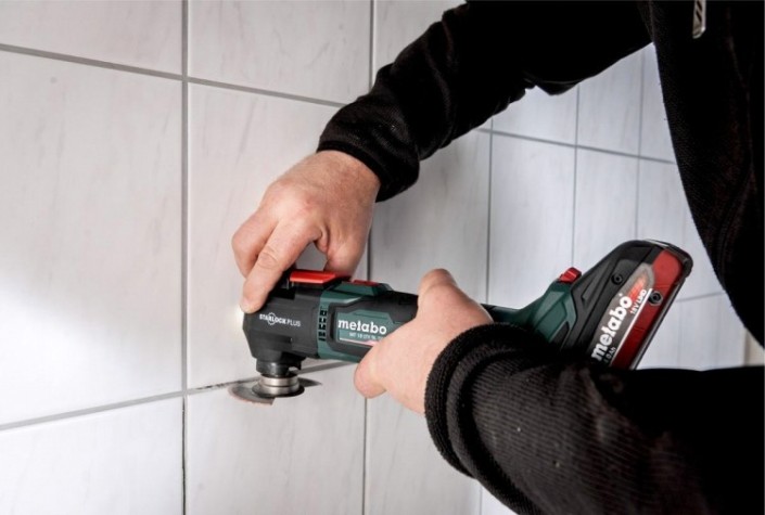 Многофункциональный инструмент аккумуляторный METABO MT 18 LTX BL QSL без АКБ и ЗУ, кейс [613088840]