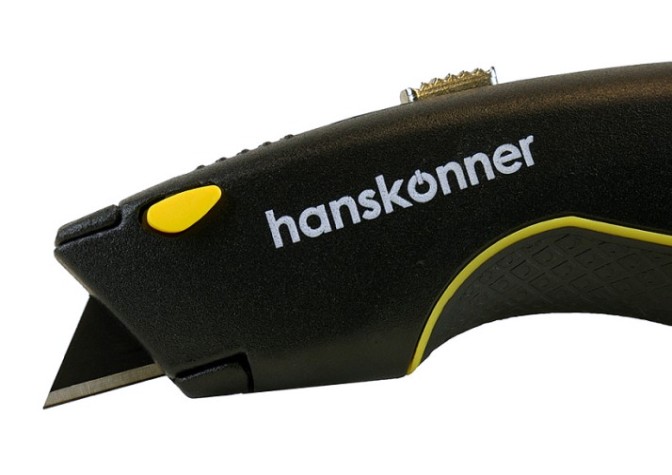 Нож строительный HANSKONNER HK1076-01-P2 трапециевидное лезвие, 4 доп. лезвия, sk2, tpr рук Нож строительный HANSKONNER HK1076-01-P2 трапециевидное лезвие, 4 доп. лезвия, sk2, tpr рук