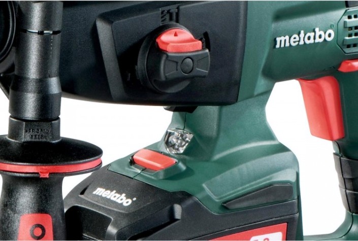 Перфоратор аккумуляторный METABO KHA 18 LTX24 2х4,0 Ач [600210500]