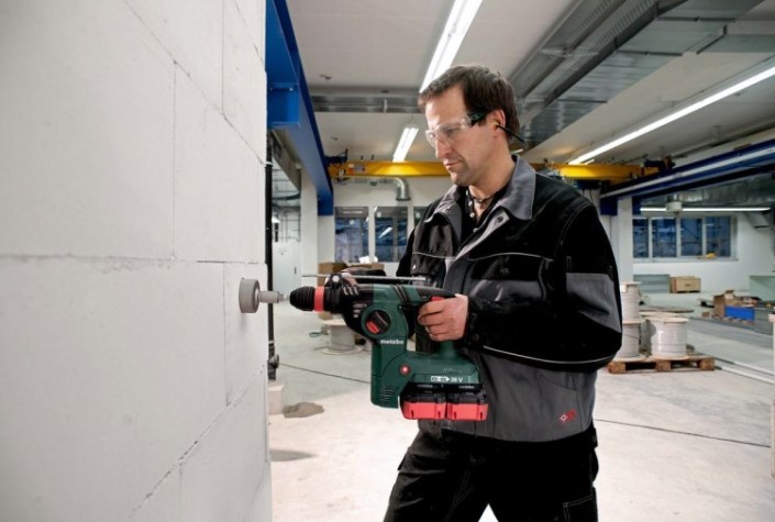 Перфоратор аккумуляторный METABO KHA 36-18 LTX32 4х8,0 Ач [600796810]