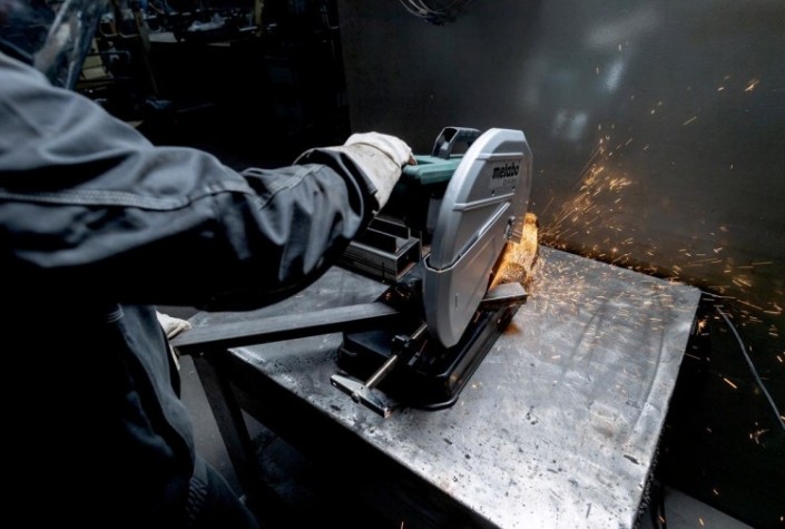 Пила монтажная сетевая METABO CS 22-355 [601786000]