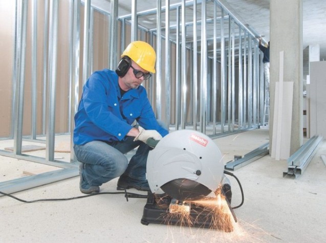 Пила монтажная сетевая METABO CS 23-355 [602335850]