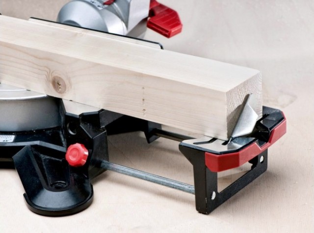 Пила торцовочная сетевая METABO KGS 254 M [690828000]