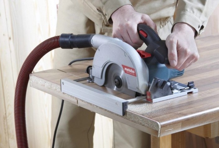 Сетевая дисковая пила METABO КSE 55 Vario PLUS [601204000]
