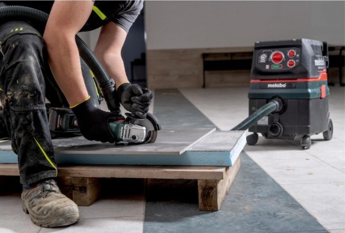 Угловая шлифмашина аккумуляторная METABO W 18 L 9-125 Quick без АКБ и ЗУ [602249850]