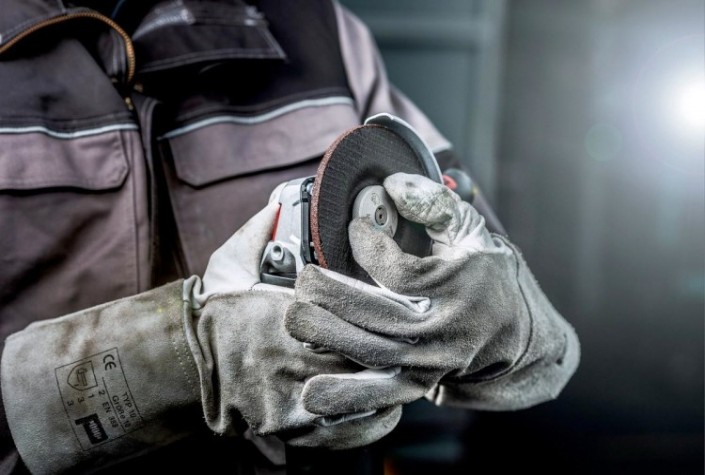 Угловая шлифмашина сетевая METABO WEA 11-125 Quick [603626000]
